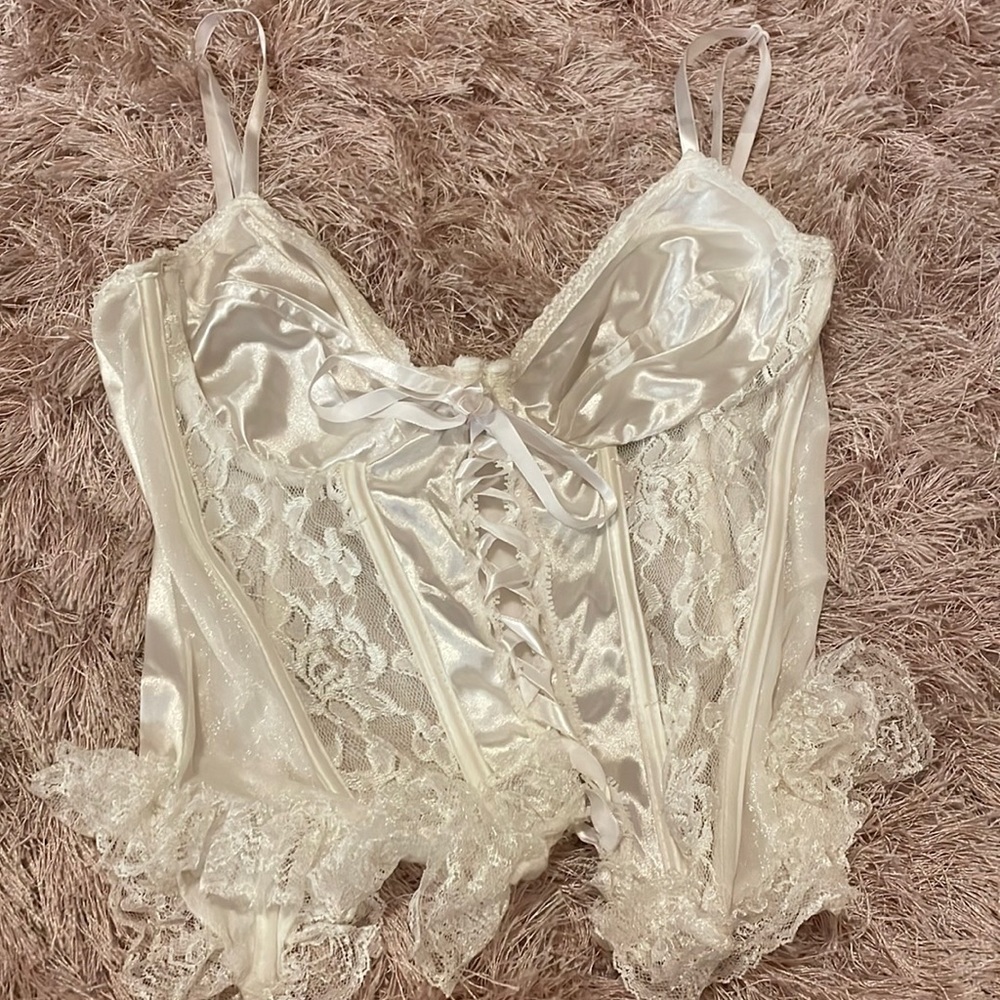 Lace corset